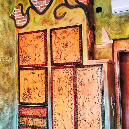 Casa Gaudi Теулада