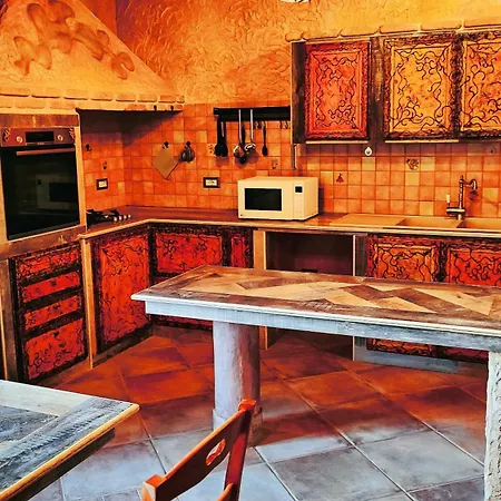 Casa Gaudi Дом отдыха Теулада